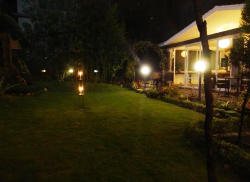Green Hotel Катманду Экстерьер фото